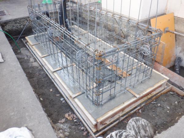 非常用発電機基礎事例